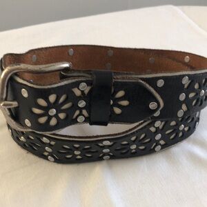 Womens M leather belt fantastic Lucky Brand - leather is like NEW darkest brown